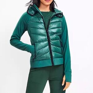 Lou and Grey hooded puffer jacket Deep tropical Green XS
